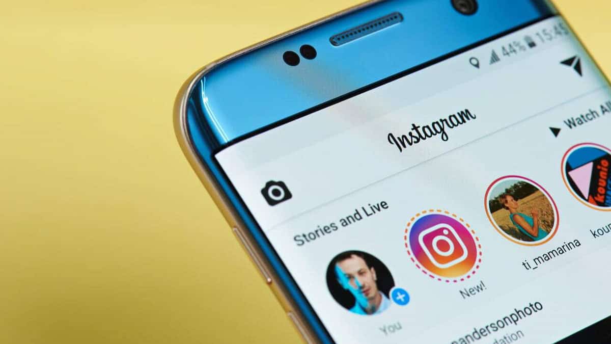 Programe stories no Instagram utilizando o seu celular