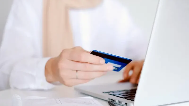 Dicas para usar o cartão de crédito com responsabilidade e evitar dívidas